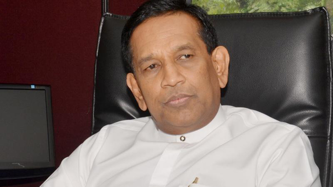 රාජිතගේ ලේකම් නමින් ගෙනා නැව් අටක් ගැන පරීක්ෂණ