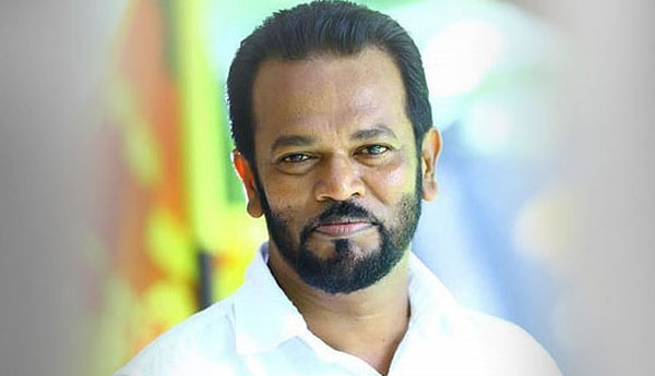 පාලිත තෙවරප්පෙරුම හදිසියේ රෝහල් ගත කෙරේ
