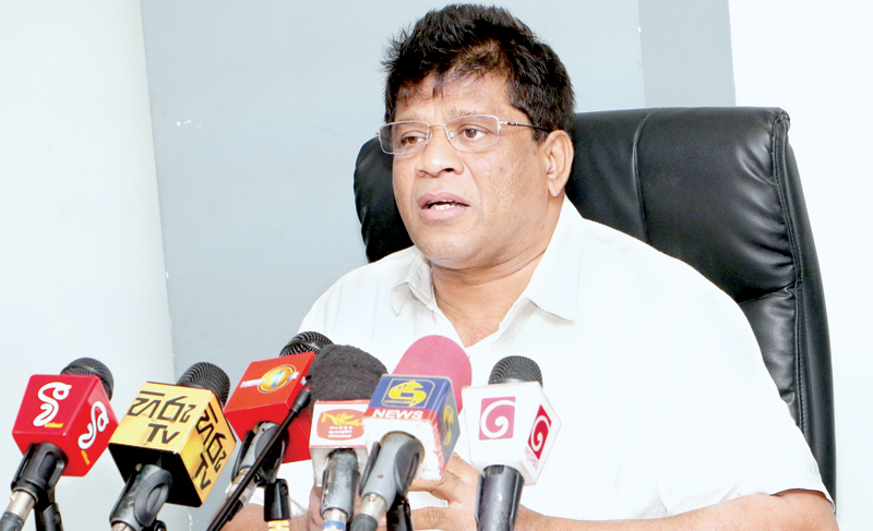 රන්ජන් වෙනුවට ‘අජිත්ගේ නම’ ගැසට් කරන්න සුදානම්