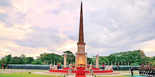 රණවිරුවන්ට ‘දැයේ ප්‍රණාමය පිරිනමන’ හැඟුම්බර  අවස්ථාව (LIVE)