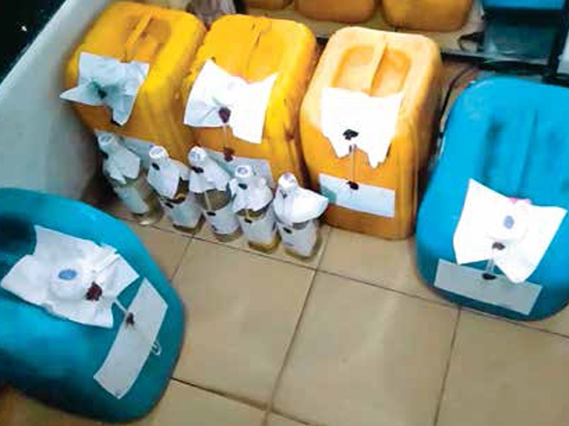 කසිප්පු බූලියක් රැගෙන ‘පාරේ ගිය අයෙක්’ මාලිගාවත්තේ දී හසුවේ කසිප්පු බූලියක් රැගෙන ‘පාරේ ගිය අයෙක්’ මාලිගාවත්තේ දී හසුවේ