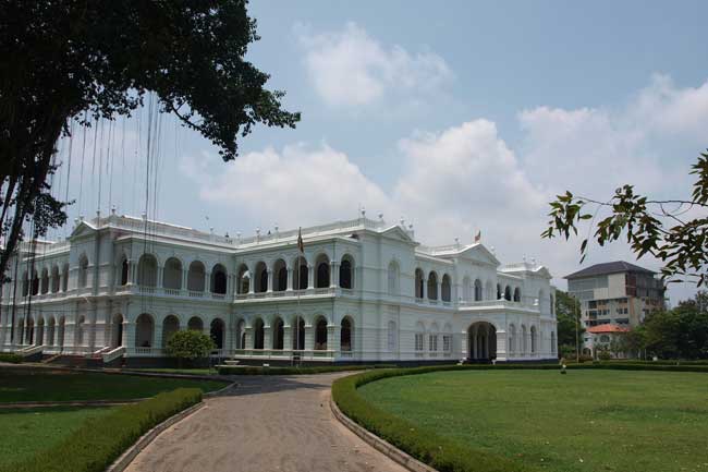 මධ්‍යම සංස්කෘතික අරමුදලට අයත් කෞතුකාගාර විවෘත කෙරේ