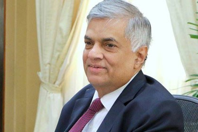ජනතාවට කෑම වේල් තුනක් ලබා දීමට වහාම ප්රමුඛත්වය දෙනවා – අගමැති රනිල් ජනතාවට කෑම වේල් තුනක් ලබා දීමට වහාම ප්රමුඛත්වය දෙනවා – අගමැති රනිල්
