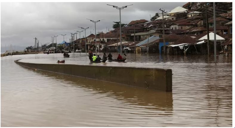 600කට වැඩි පිරිසකට ජිවිත අහිමි කළ නයිජීරියාවේ ගංවතුර(VIDEO)