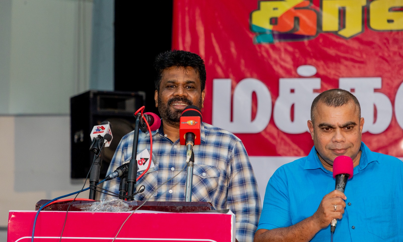 “බලය අලුත් දිසාවකට මාරුවන ආකාරයක් ” – අනුර කුමාර (VIDEO )