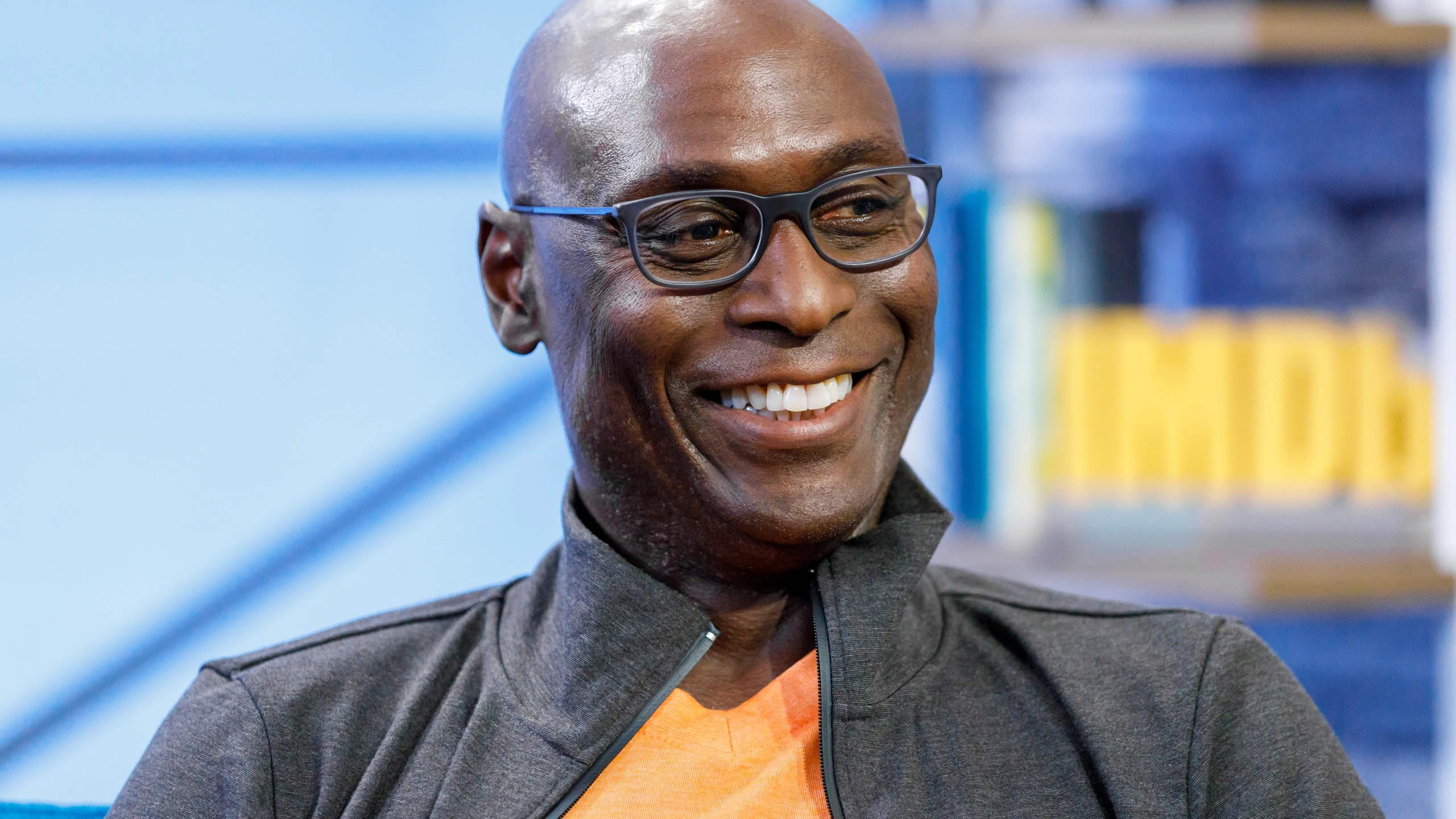 ප්‍රකට නළු Lance Reddick මිය යයි