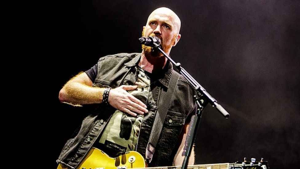 The Script  ගිටාර් වාදක Mark Sheehan මිය යයි