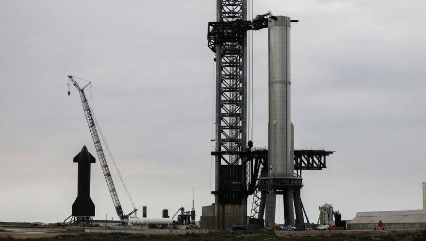 ලොව බලවත්ම SpaceX’s Starship රොකට්ටුව ගුවනට