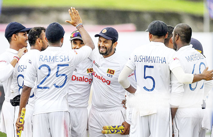 ශ්රී ලංකා ක්රිකට් කණ්ඩායම ලබන වසරේ එංගලන්ත සංචාරයක ශ්රී ලංකා ක්රිකට් කණ්ඩායම ලබන වසරේ එංගලන්ත සංචාරයක