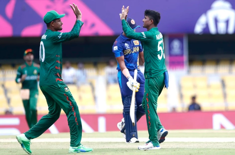 බංග්ලාදේශ කණ්ඩායමට ලකුණු 264 ක ඉලක්කයක්