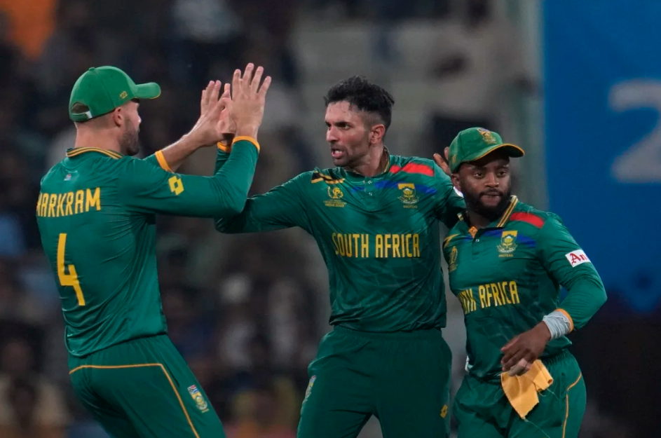 දකුණු අප්‍රිකාවට විශිෂ්ට ජයක්