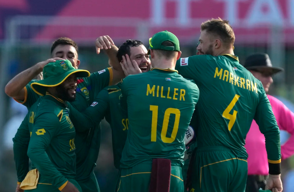 දකුණු අප්‍රිකාවට ලකුණු 271ක ඉලක්කයක්