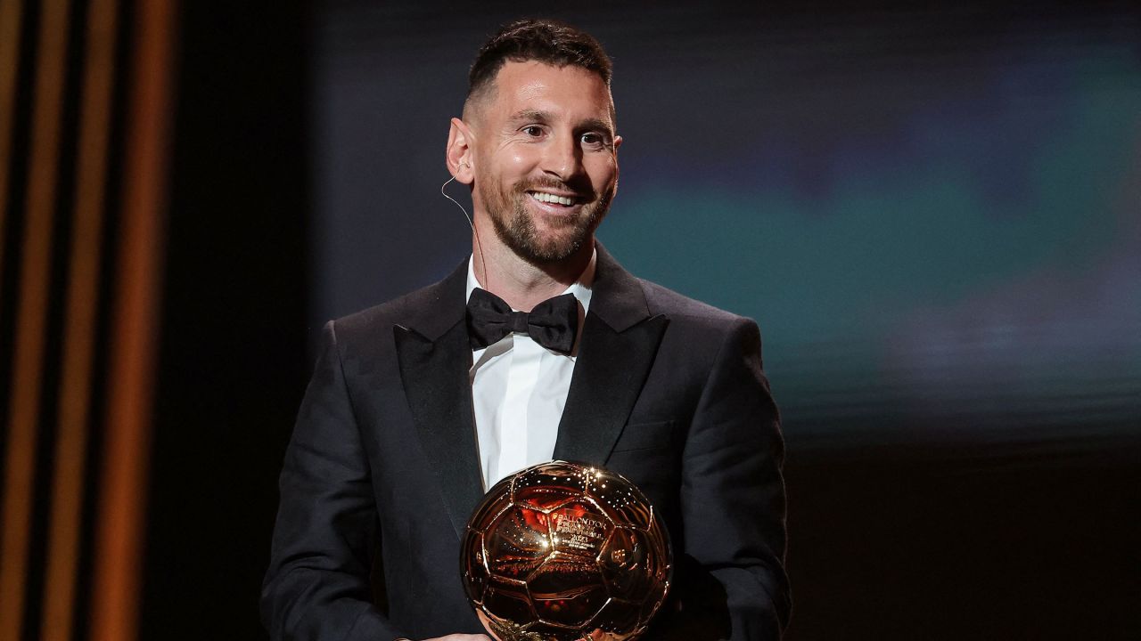 ලොව හොඳම පාපන්දු ක්‍රීඩකයා වූ Messi