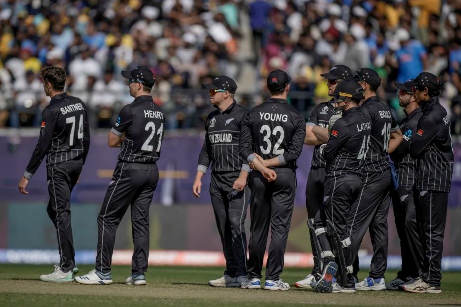 නවසීලන්ත කණ්ඩායමට ලකුණු 389ක ඉලක්කයක්