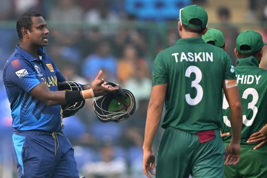 ඇන්ජලෝ මැතිව්ස්ගෙන් අමුතුම වාර්තාවක්