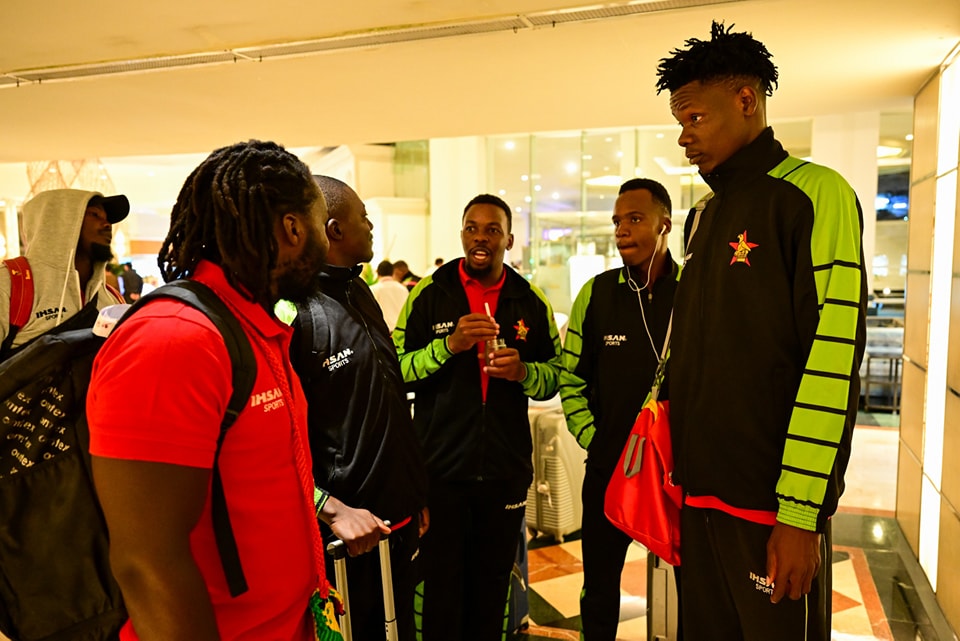 සිම්බාබ්වේ කණ්ඩායම දිවයිනට පැමිණෙයි (PHOTOS)