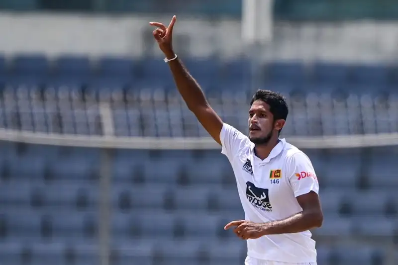 චාමික වෙනුවට කසුන් රාජිත කැඳවයි