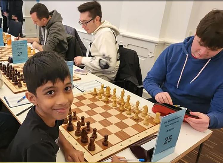 ලෝක වාර්තාවකට හිමිකම් කියන 08 හැවිරිදි චෙස් හපනා – Ashwath Kaushik