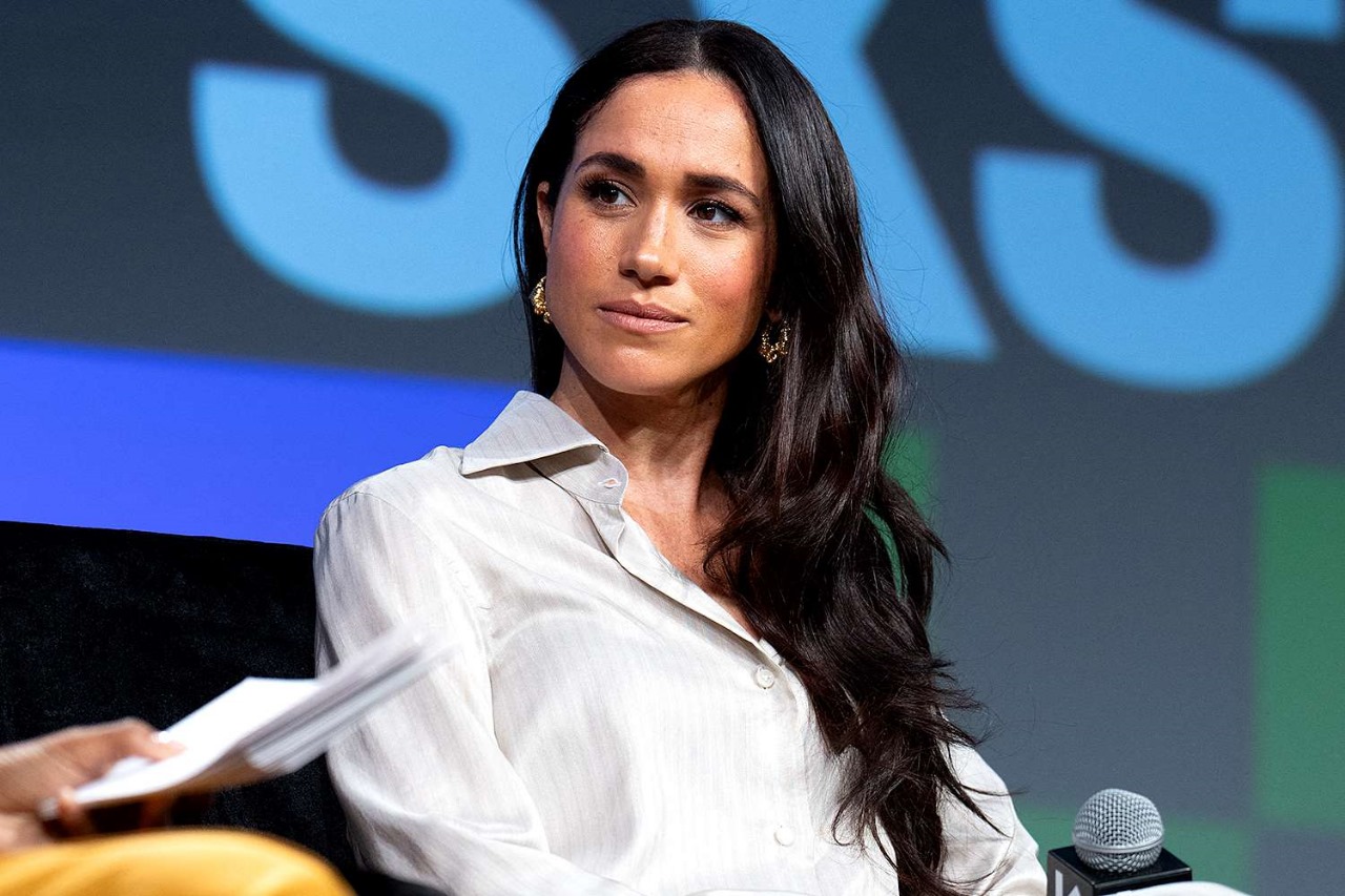 සමාජ මාධ්‍ය නිසා මනුස්සකම අමතක වෙලා – Meghan Markle