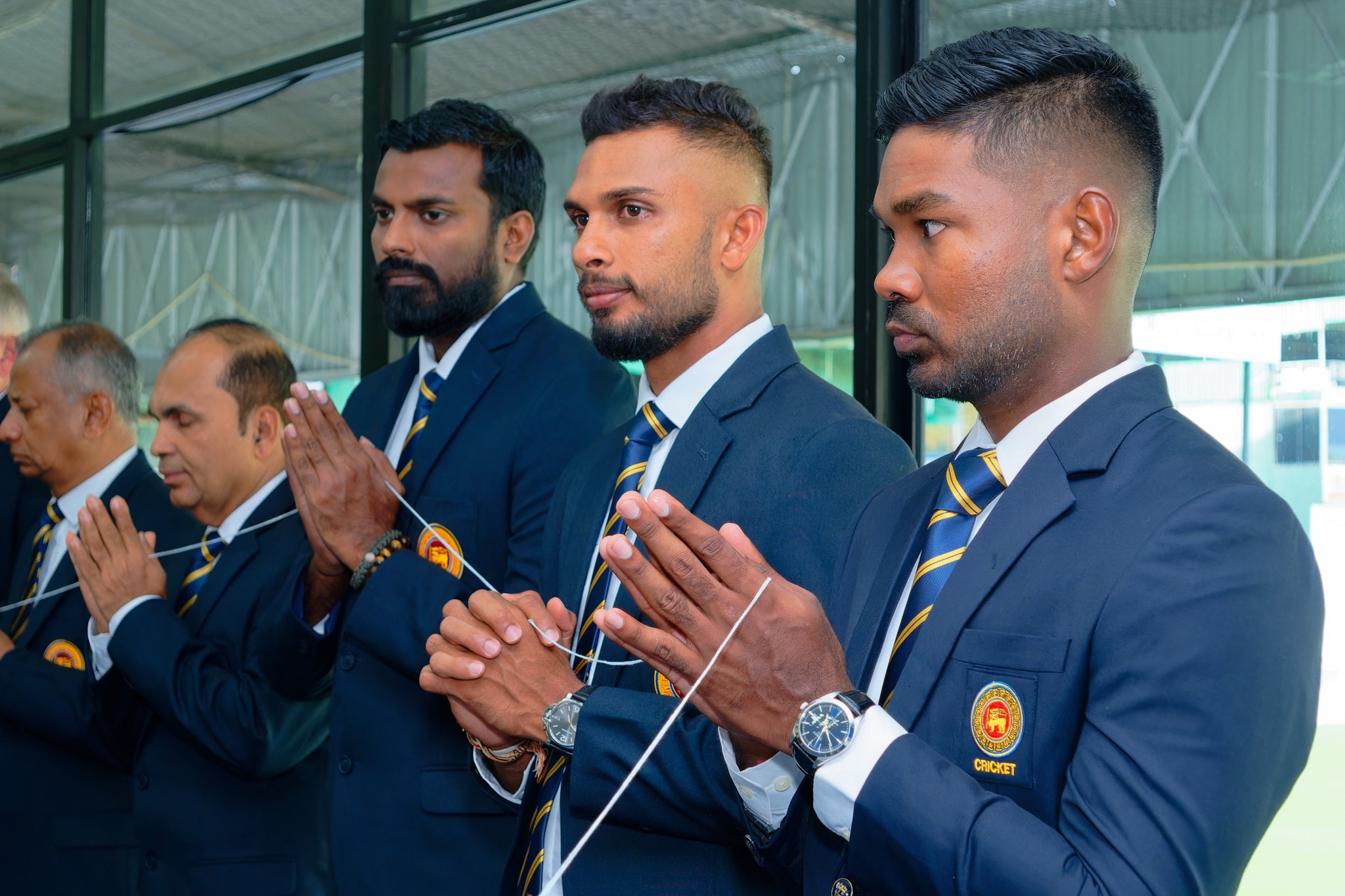 ශ්‍රී ලංකා කණ්ඩායම දිවයිනෙන් පිටව යයි