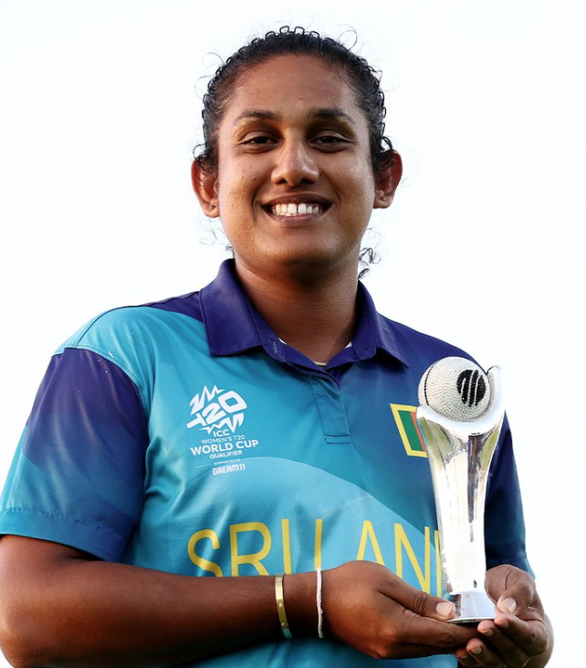 ICCයෙන් චමරිට ලැබුණු සම්මානය