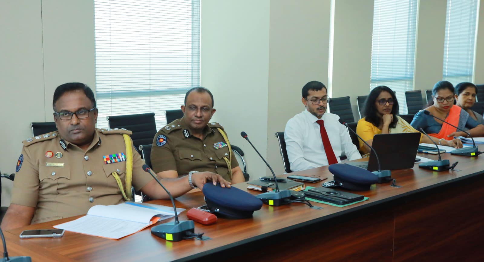 සංචාරක ක්ෂේත්‍රයේ සහ ආයෝජන ක්ෂේත්‍රයේ ඇතිවිය හැකි ගැටලු නිරාකරණය කිරීමට විශේෂ පොලිස් ඒකකයක්