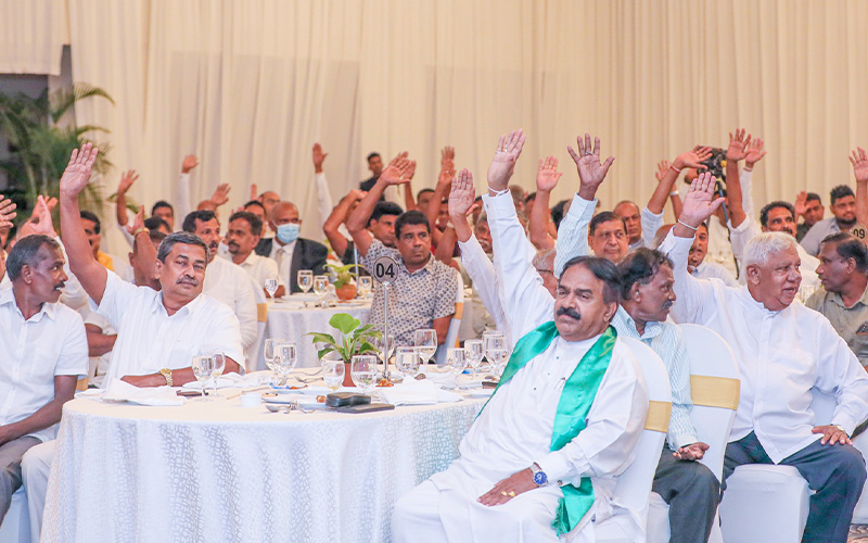 පළාත් සභා හිටපු මහජන නියෝජිතයන් 116 දෙනෙකුගේ සහය ජනපතිට