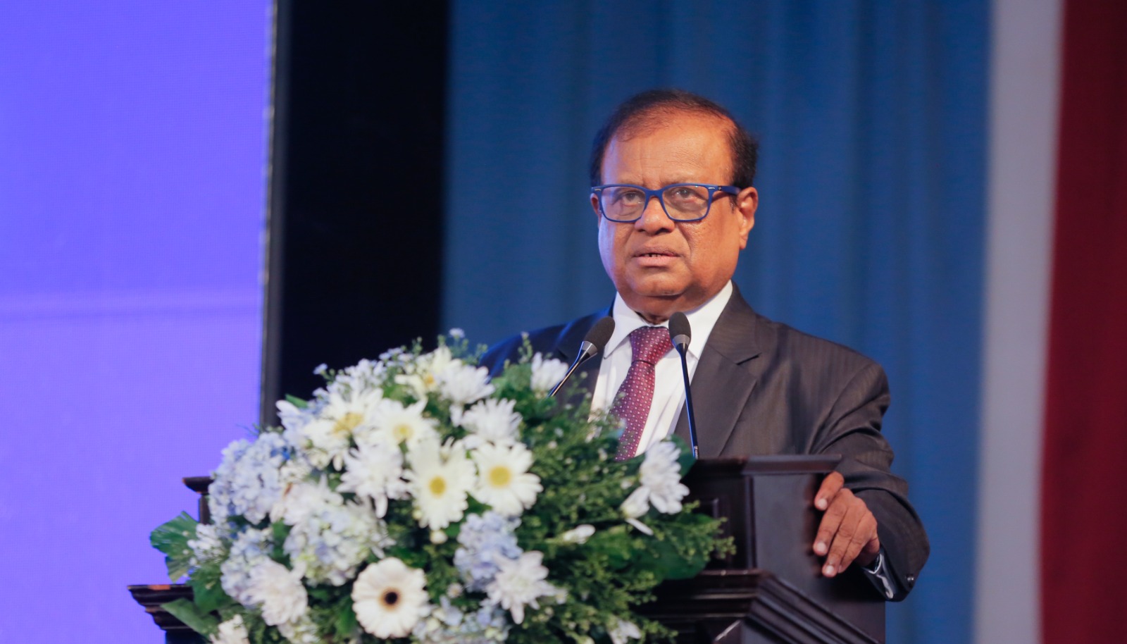 ඉදිරි දශකය තුළ රැකියා වෙළඳපොළේ දැවැන්ත වෙනසක් සිදුවෙනවා -ඇමති සුසිල්- ඉදිරි දශකය තුළ රැකියා වෙළඳපොළේ දැවැන්ත වෙනසක් සිදුවෙනවා -ඇමති සුසිල්-