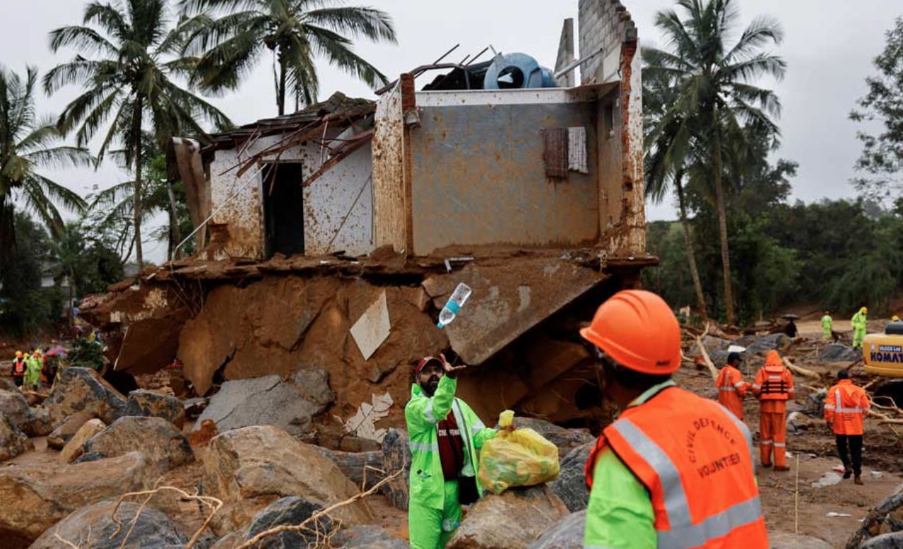 කේරළ නායයාමෙන් මියගිය සංඛ්‍යාව 190 ඉක්මවයි