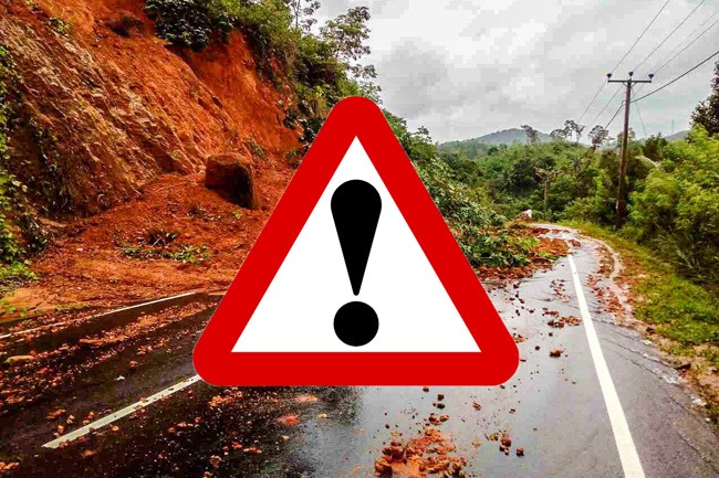 දිස්ත්රික්ක 6 කට නායයෑමේ අනතුරු ඇඟවීම තවදුරටත් දිස්ත්රික්ක 6 කට නායයෑමේ අනතුරු ඇඟවීම තවදුරටත්
