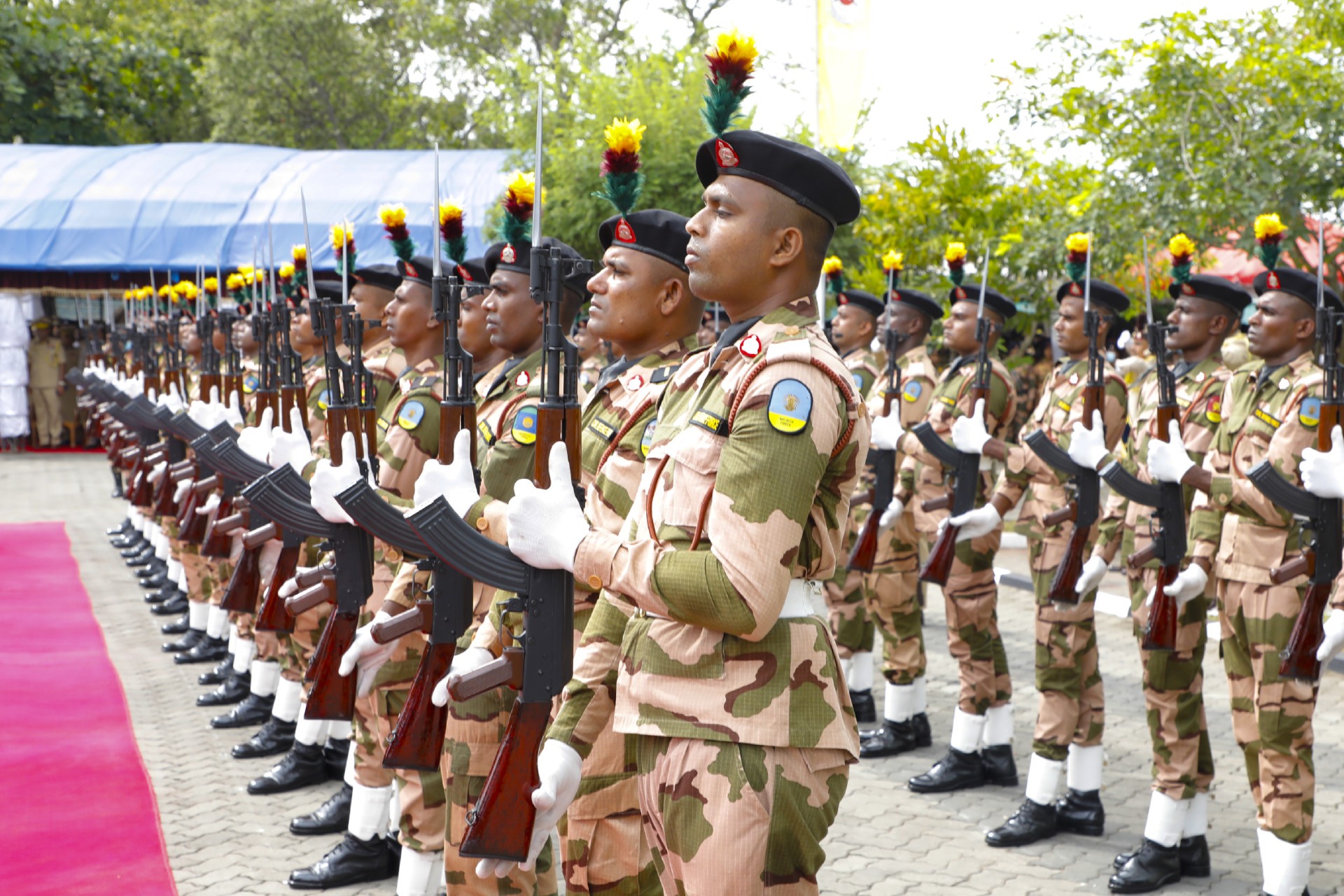 සිවිල් ආරක්ෂක බලකායේ සාමාජිකයින් සඳහා රජයෙන් සහනයක්