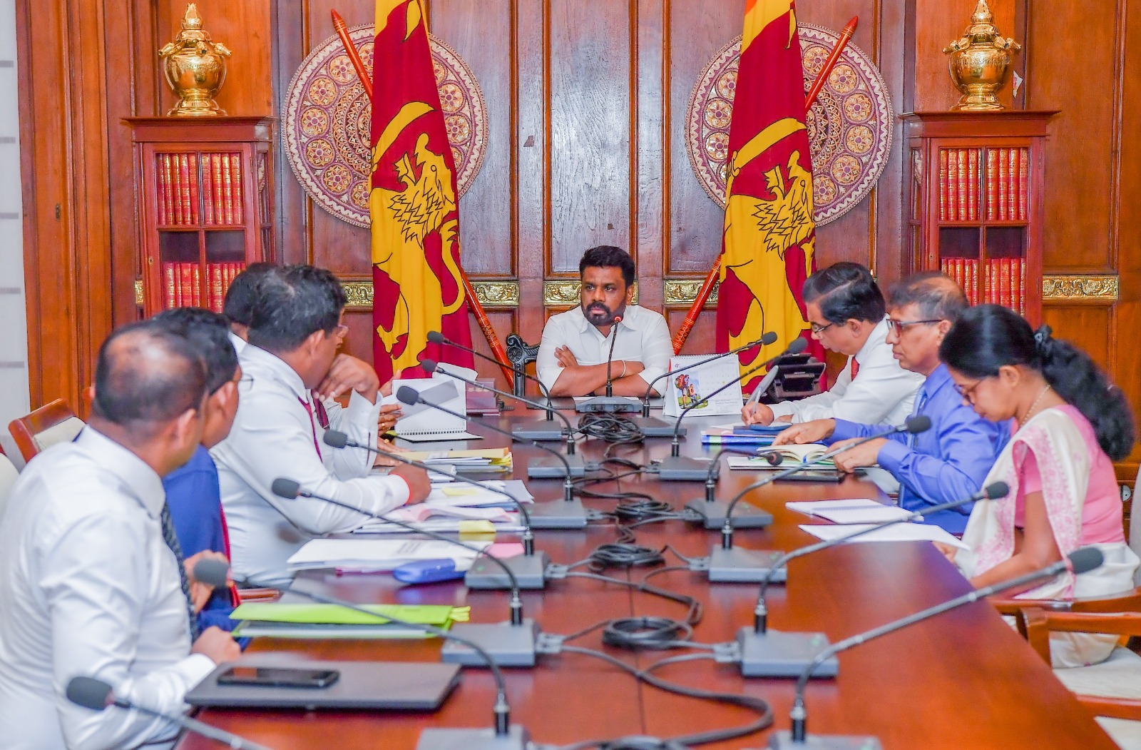 කන්තලේ සීනි සමාගමට අයත් ඉඩම්වල කෙටිකාලීන බෝග වගා කිරීමට ජනපතිගෙන් ගොවියන්ට උපදෙස්