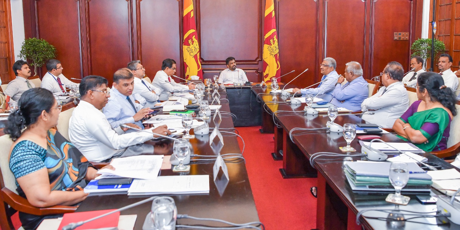 සියලු දෙනාගේ ආරක්ෂාව තහවුරුවන අන්දමින් දුම්රිය මාර්ග ව්‍යාපෘති කඩිනම් කරන්න