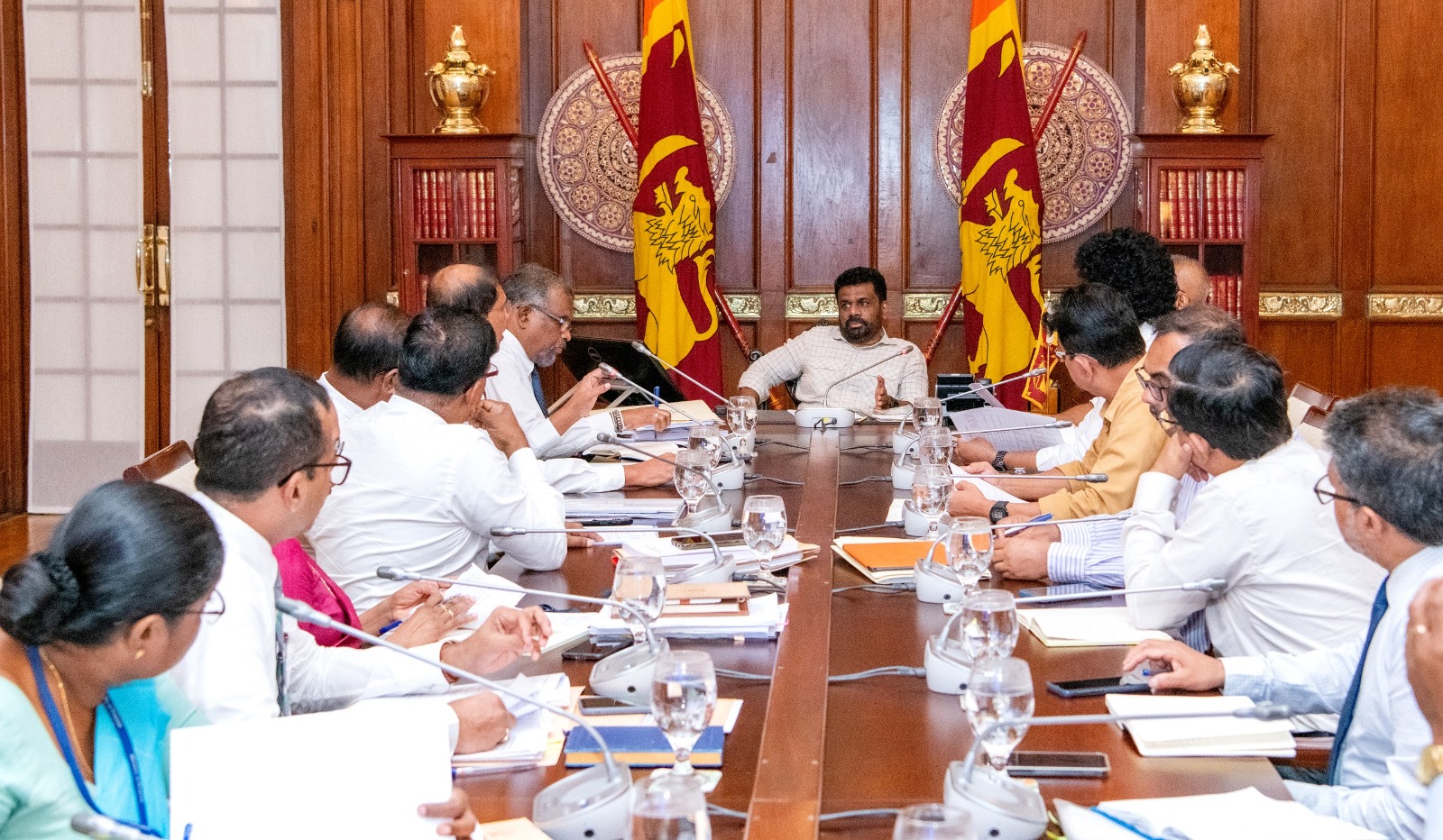 අයවැය සකස් කිරීමේ අවසන් අදියර සඳහා වන පූර්ව සාකච්ඡාවක් ජනපති ප්‍රධානත්වයෙන්