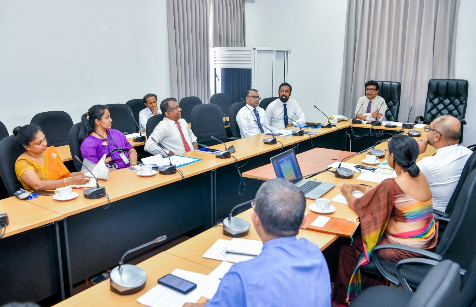 “ක්ලීන් ශ්‍රී ලංකා” අරමුණුවලට යන්න අමාත්‍යාංශවල කාර්යභාරය සමාලෝචනයට