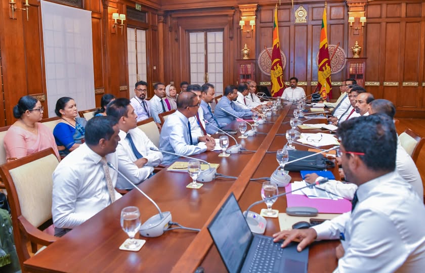 විධිමත් නගර සංවර්ධනයකින් ජාතික ආර්ථිකය ශක්තිමත් කිරීමේ හැකියාව පෙන්වා දුන් ජනපති