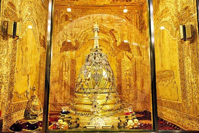 සිරි දළදා ප්රදර්ශනය අප්රේල් 18 වනදා සිට 27 වනදා දක්වා සිරි දළදා ප්රදර්ශනය අප්රේල් 18 වනදා සිට 27 වනදා දක්වා