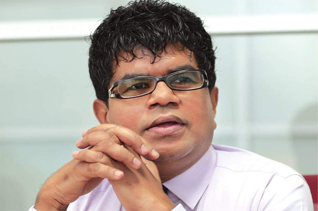 තුසිත හල්ලොලුව මහතා ඇපමත මුදාහරි තුසිත හල්ලොලුව මහතා ඇපමත මුදාහරි