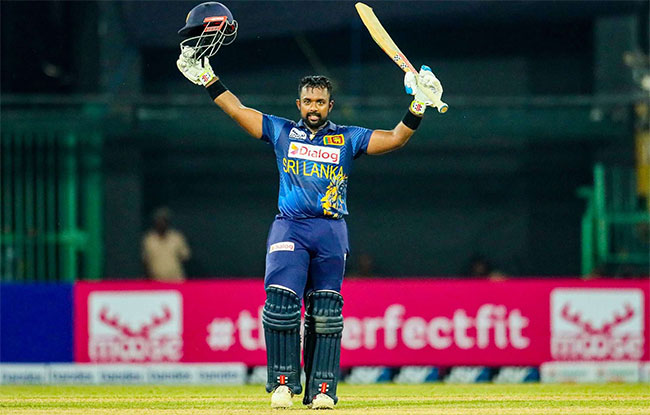 මුම්බායි ඉන්දියන්ස් කණ්ඩායම චරිත් අසලංක මිලදී ගනී මුම්බායි ඉන්දියන්ස් කණ්ඩායම චරිත් අසලංක මිලදී ගනී