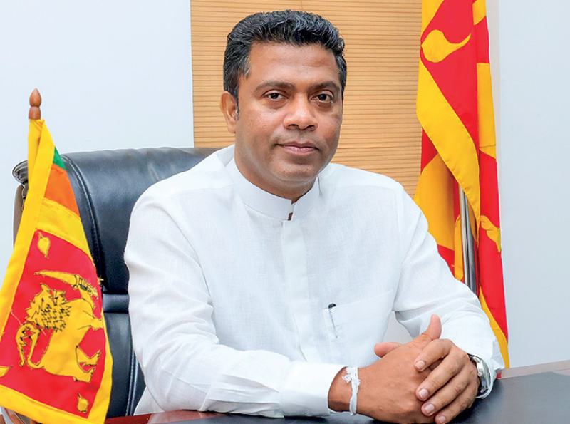ඇමති නලින්ද ස්විට්සර්ලන්තයට ඇමති නලින්ද ස්විට්සර්ලන්තයට