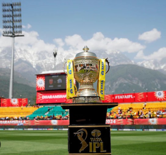 IPL අත්හිටුවයි