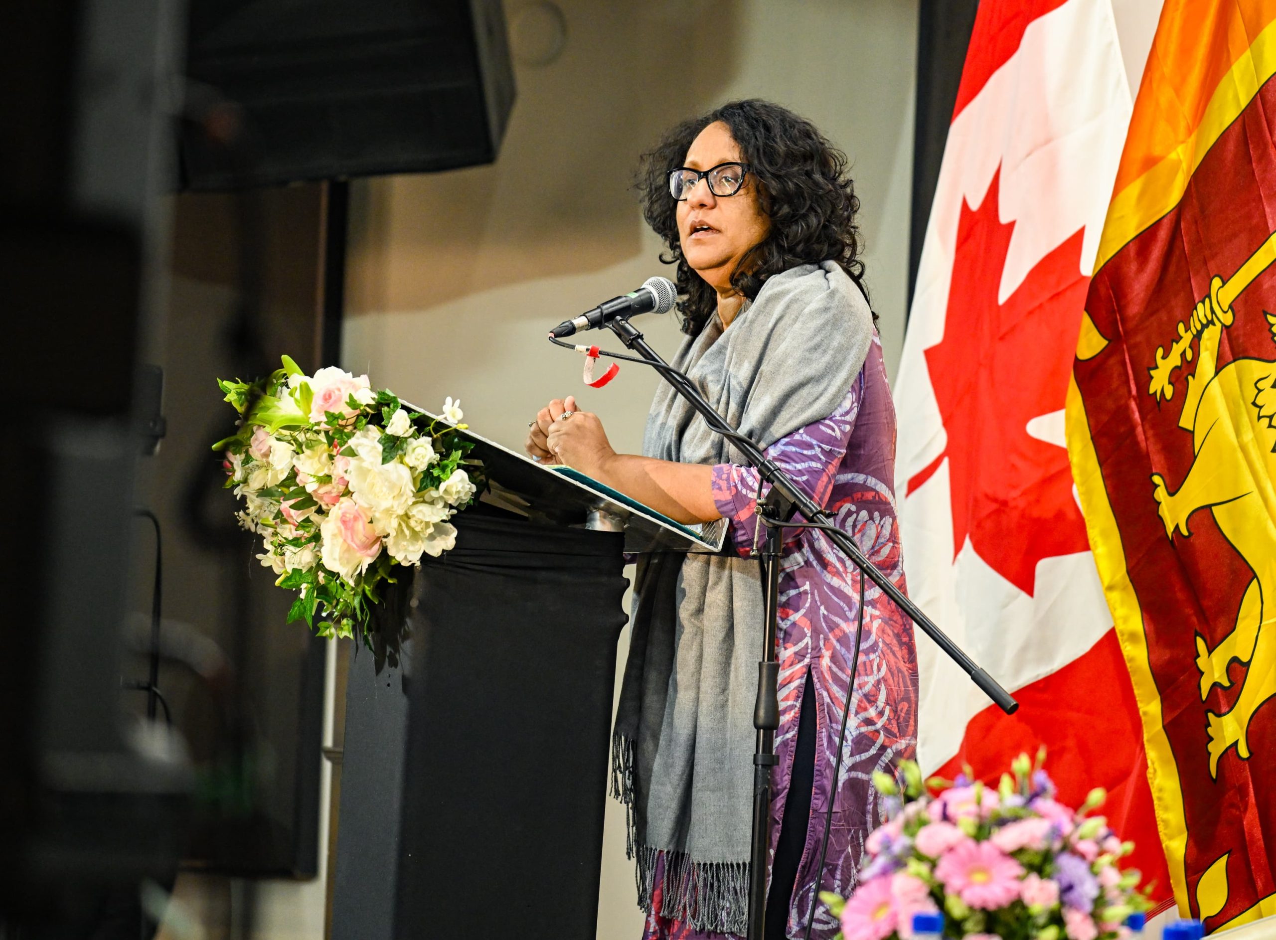 අග්රාමාත්ය ආචාර්ය හරිනි අමරසූරිය කැනඩාවේ සිටින ශ්රී ලාංකිකයින් මුණගැසේ. අග්රාමාත්ය ආචාර්ය හරිනි අමරසූරිය කැනඩාවේ සිටින ශ්රී ලාංකිකයින් මුණගැසේ.