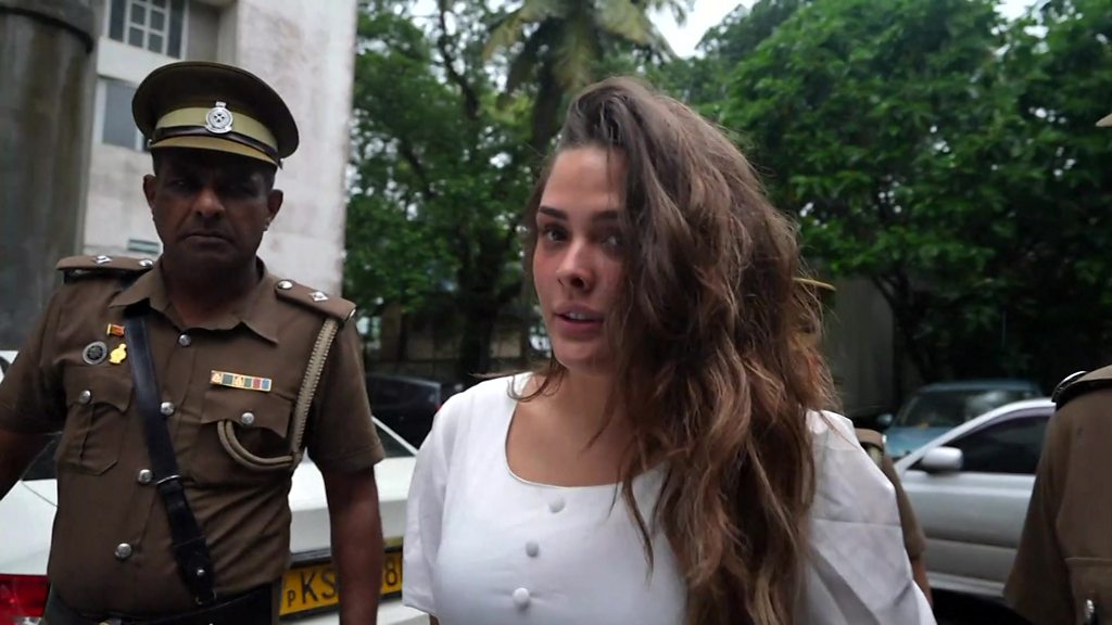 කුෂ් සමග ඇල්ලූ බ්‍රිතාන්‍ය තරුණිය 26 දක්වා රිමාන්ඩ්