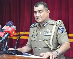 ජුලි මස පළමුවැනිදා සිට වාහනවල වැඩි කැලි ගලවන්න පොලීසිය සූදානම් වේ ජුලි මස පළමුවැනිදා සිට වාහනවල වැඩි කැලි ගලවන්න පොලීසිය සූදානම් වේ