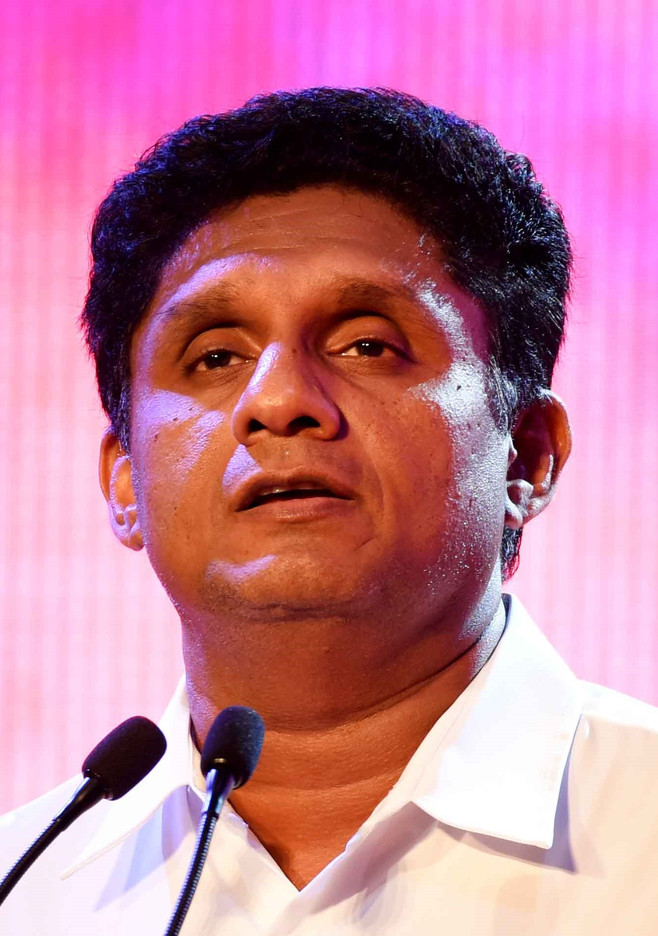 අද රාත්රියේ සිට ක්රියාත්මක පරාටේ නීතිය ගැන සජිත් ආණ්ඩුවට අවවාද කරයි අද රාත්රියේ සිට ක්රියාත්මක පරාටේ නීතිය ගැන සජිත් ආණ්ඩුවට අවවාද කරයි