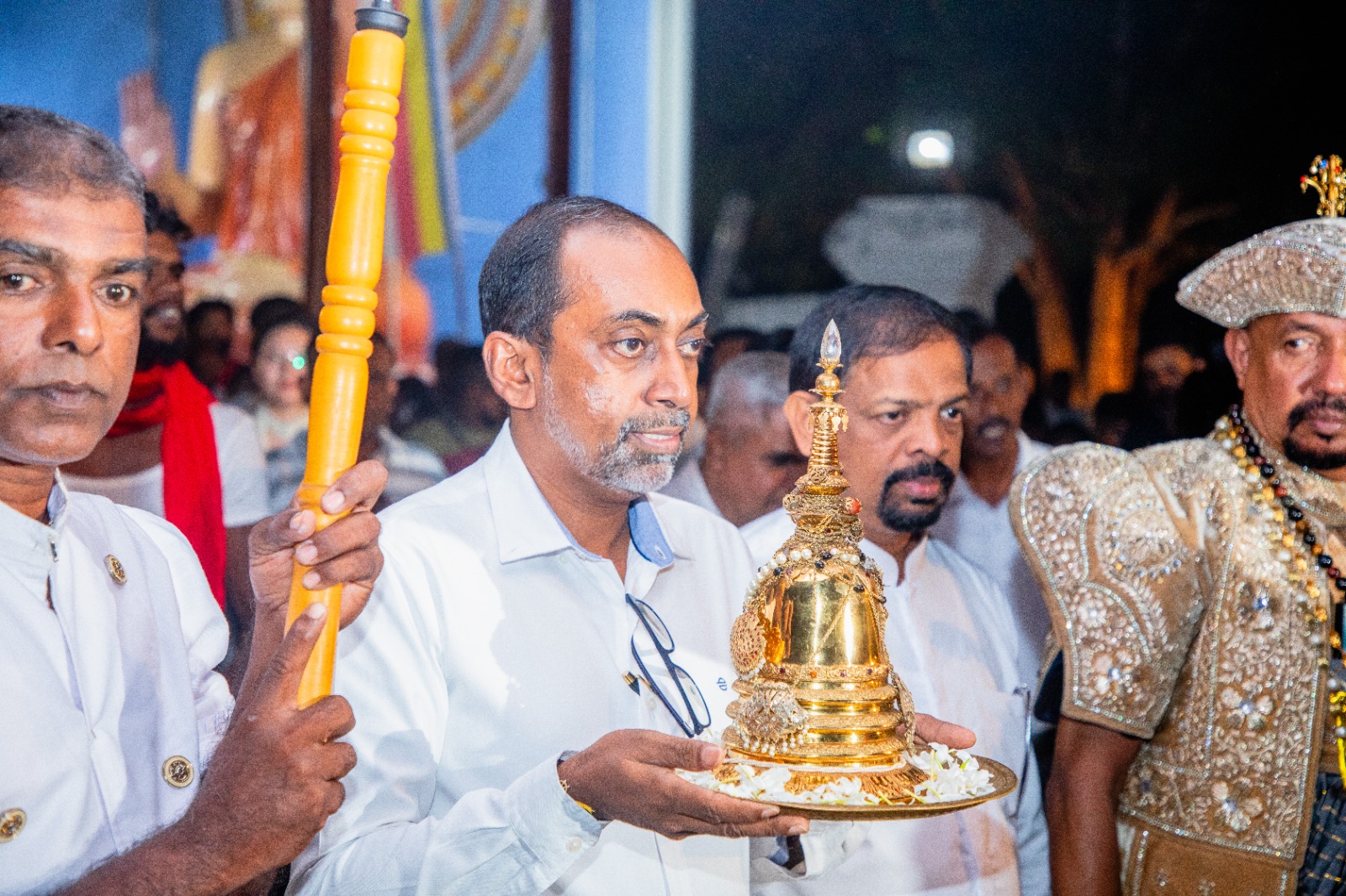 ජාතික පොසොන් සැමරුමට ‘මිහිඳු මහා පෙරහර’ ජාතික පොසොන් සැමරුමට ‘මිහිඳු මහා පෙරහර’