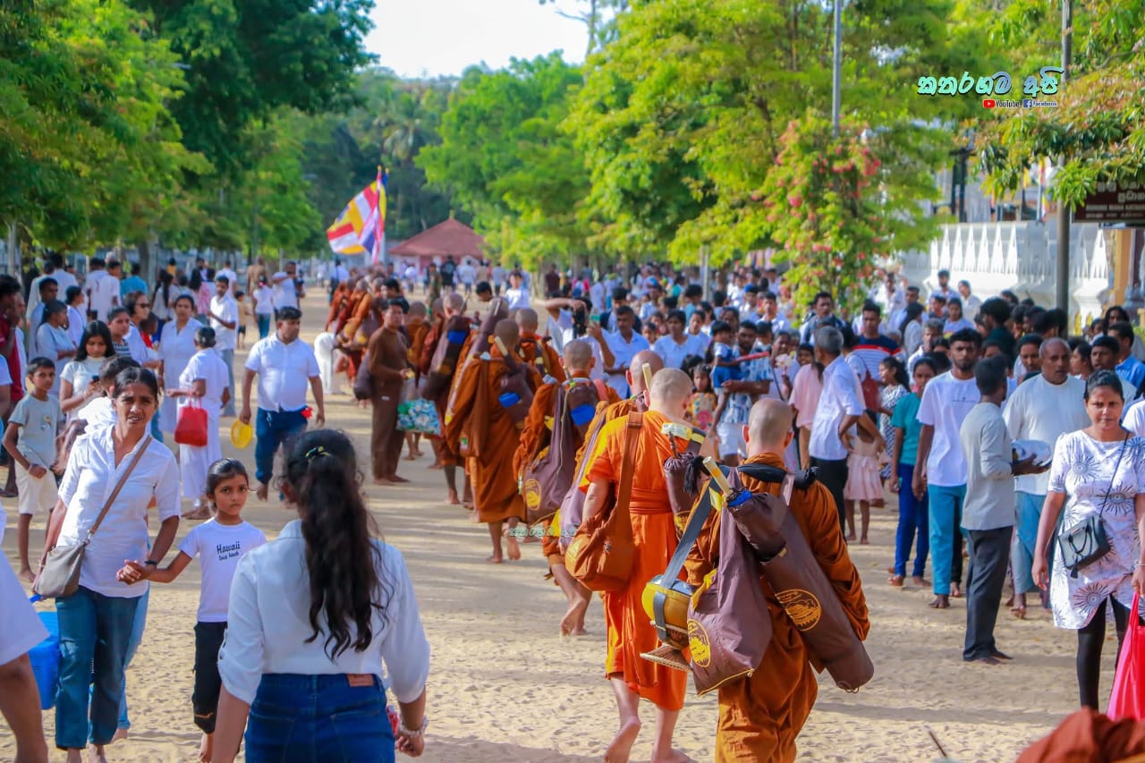 කිරිවෙහෙර පුදබිමෙන් ආරම්භවූ “සියම් දහම් පාද යාත්රා 2025” කිරිවෙහෙර පුදබිමෙන් ආරම්භවූ “සියම් දහම් පාද යාත්රා 2025”