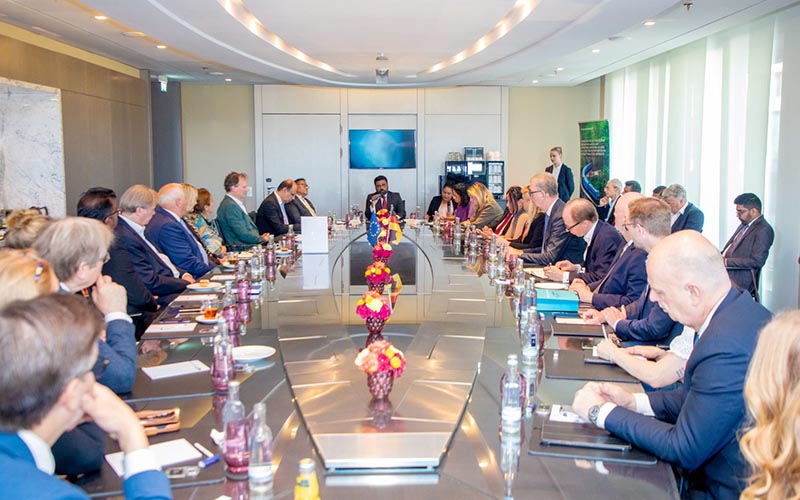 ජනපති ගෙන් ජර්මනියේ ව්යාපාරිකයින්ට සහ සංචාරක ක්ෂේත්රයේ නියෝජිතයින්ට ආරාධනා ජනපති ගෙන් ජර්මනියේ ව්යාපාරිකයින්ට සහ සංචාරක ක්ෂේත්රයේ නියෝජිතයින්ට ආරාධනා
