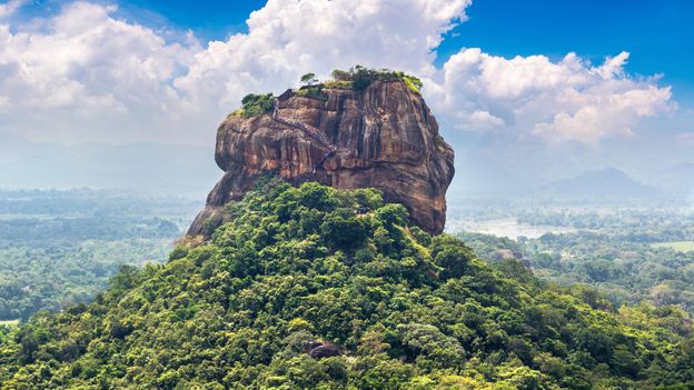 සීගිරියේ සංවේදී කලාපය සංරක්ෂණය සහ සංවර්ධන කිරීම පිළිබඳ රජයේ අවධානය සීගිරියේ සංවේදී කලාපය සංරක්ෂණය සහ සංවර්ධන කිරීම පිළිබඳ රජයේ අවධානය