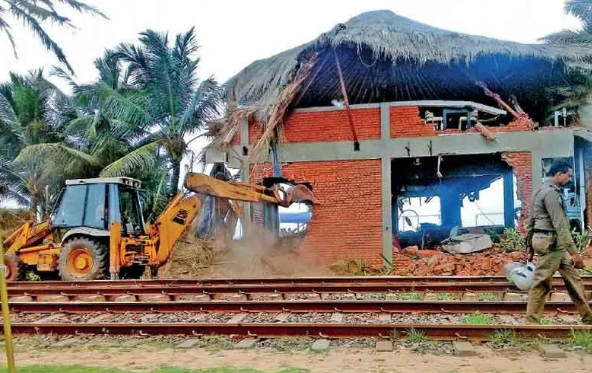යුක්තිය මෙහෙයුමෙන් කඩාදැමූ දෙහිවල හෝටලය ගැන පෙත්සම් 3 විභාගයට ශ්රේෂ්ඨාධිකරණයෙන් අවසර යුක්තිය මෙහෙයුමෙන් කඩාදැමූ දෙහිවල හෝටලය ගැන පෙත්සම් 3 විභාගයට ශ්රේෂ්ඨාධිකරණයෙන් අවසර